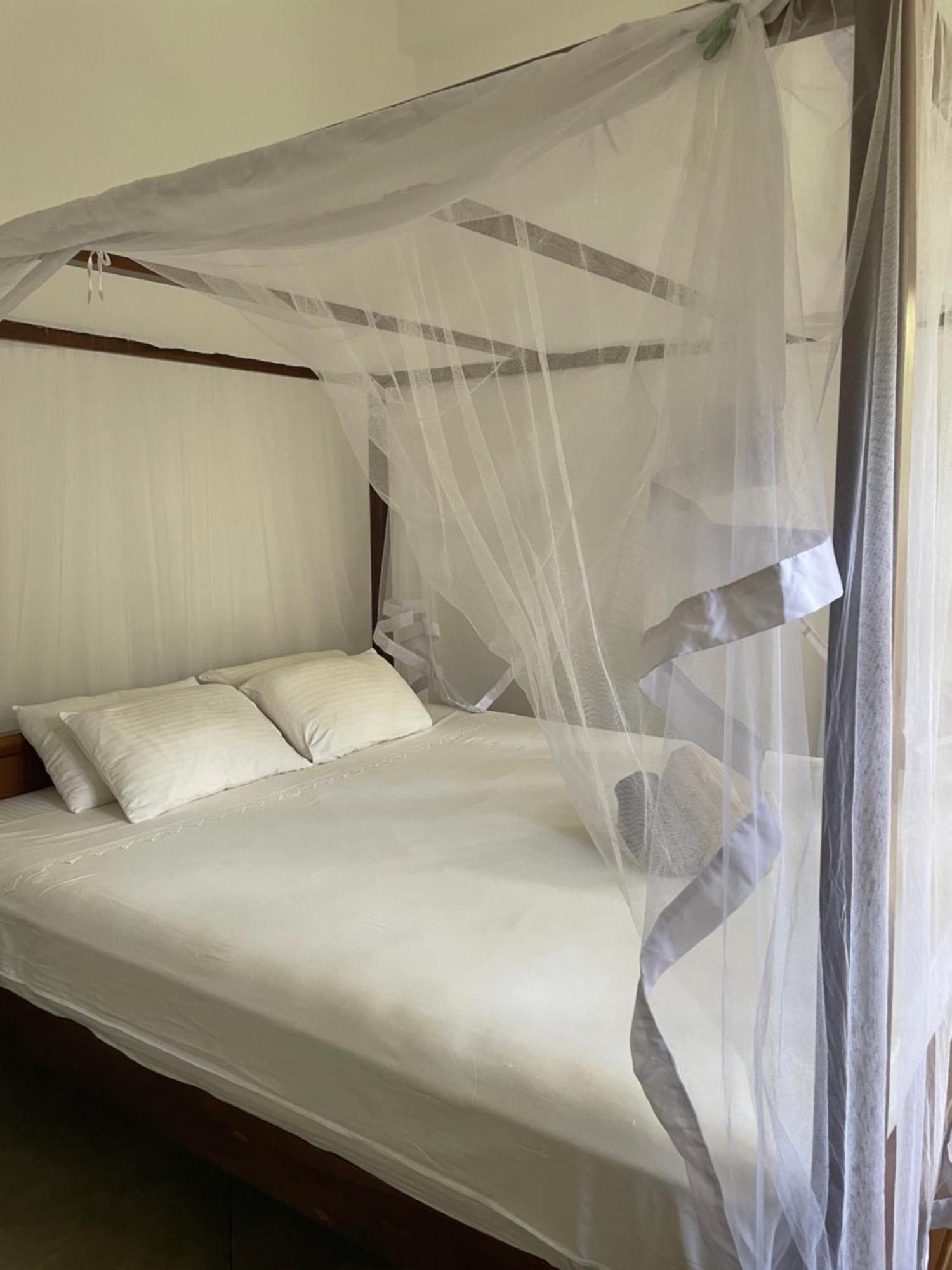 Casa Tharin Madiha Bed & Breakfast Matara Exterior photo